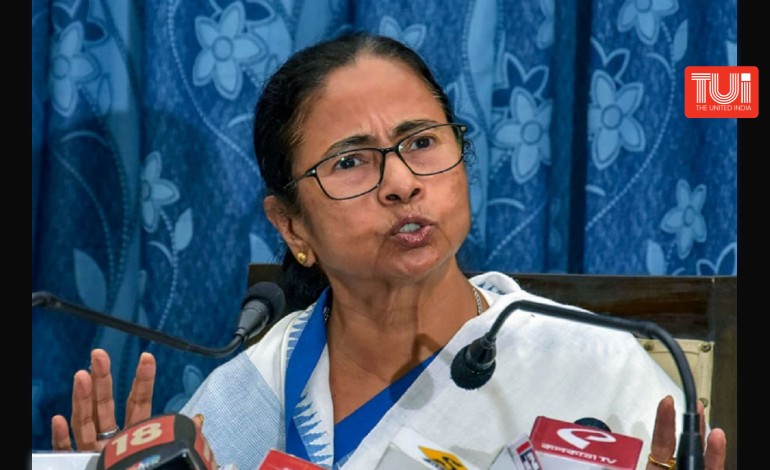  বিরোধীদের রুখতে বারবার রাজনৈতিকভাবে ব্যবহার করা হচ্ছে কেন্দ্রীয় তদন্তকারী সংস্থাগুলিকে (Central Agencies)। এই অভিযোগ গোড়া থেকে করে এসেছে তৃণমূল।